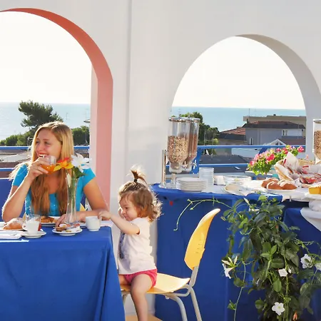 Smeraldo 3* Tortoreto